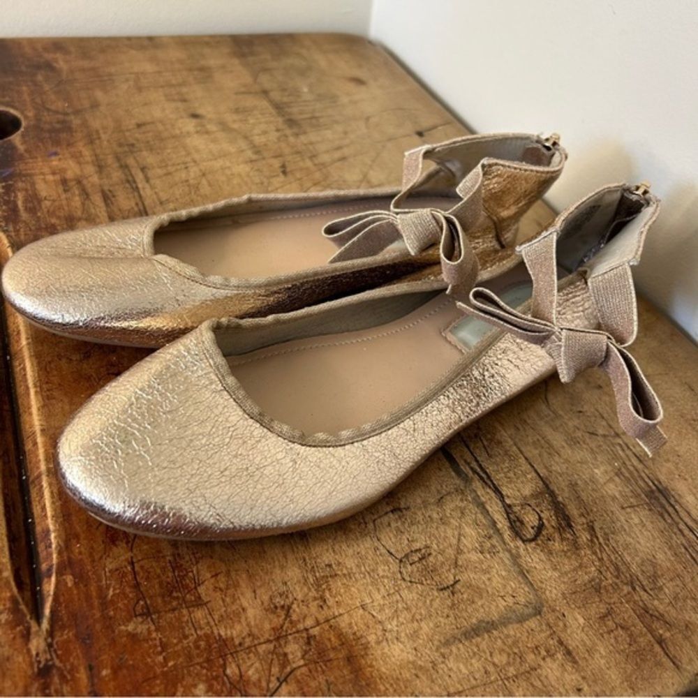 Kenneth Cole Rose Gold Metallic Ankle Strap Flats Shoes Bow Detail Girls 4.5